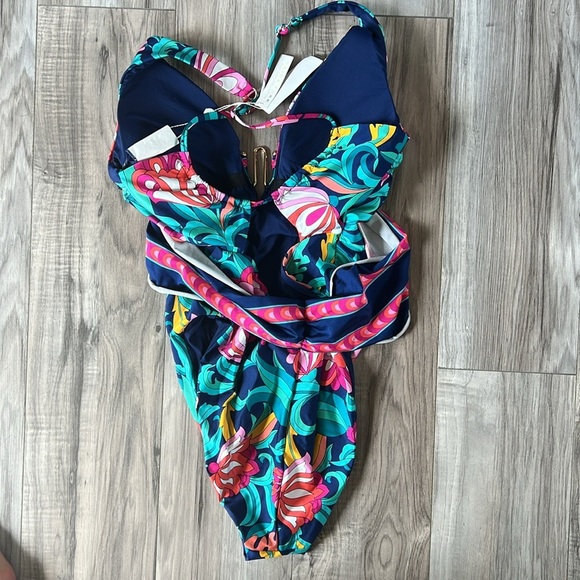 Trina Turk India Garden floral navy red pink green swim one piece wire plunge - Picture 5 of 7